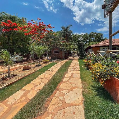 Ranchos 30 Hotel Fazenda Hidrolandia  Extérieur photo