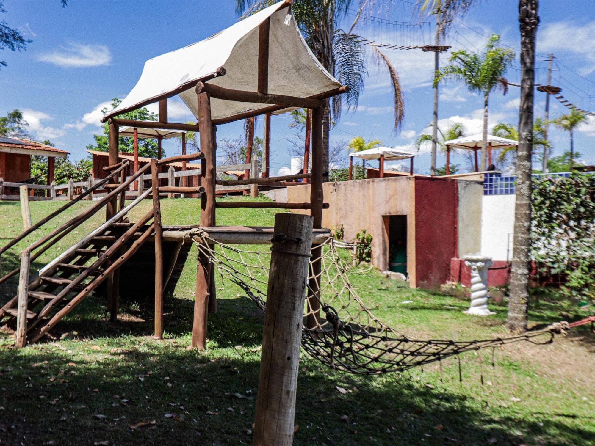 Ranchos 30 Hotel Fazenda Hidrolandia  Extérieur photo